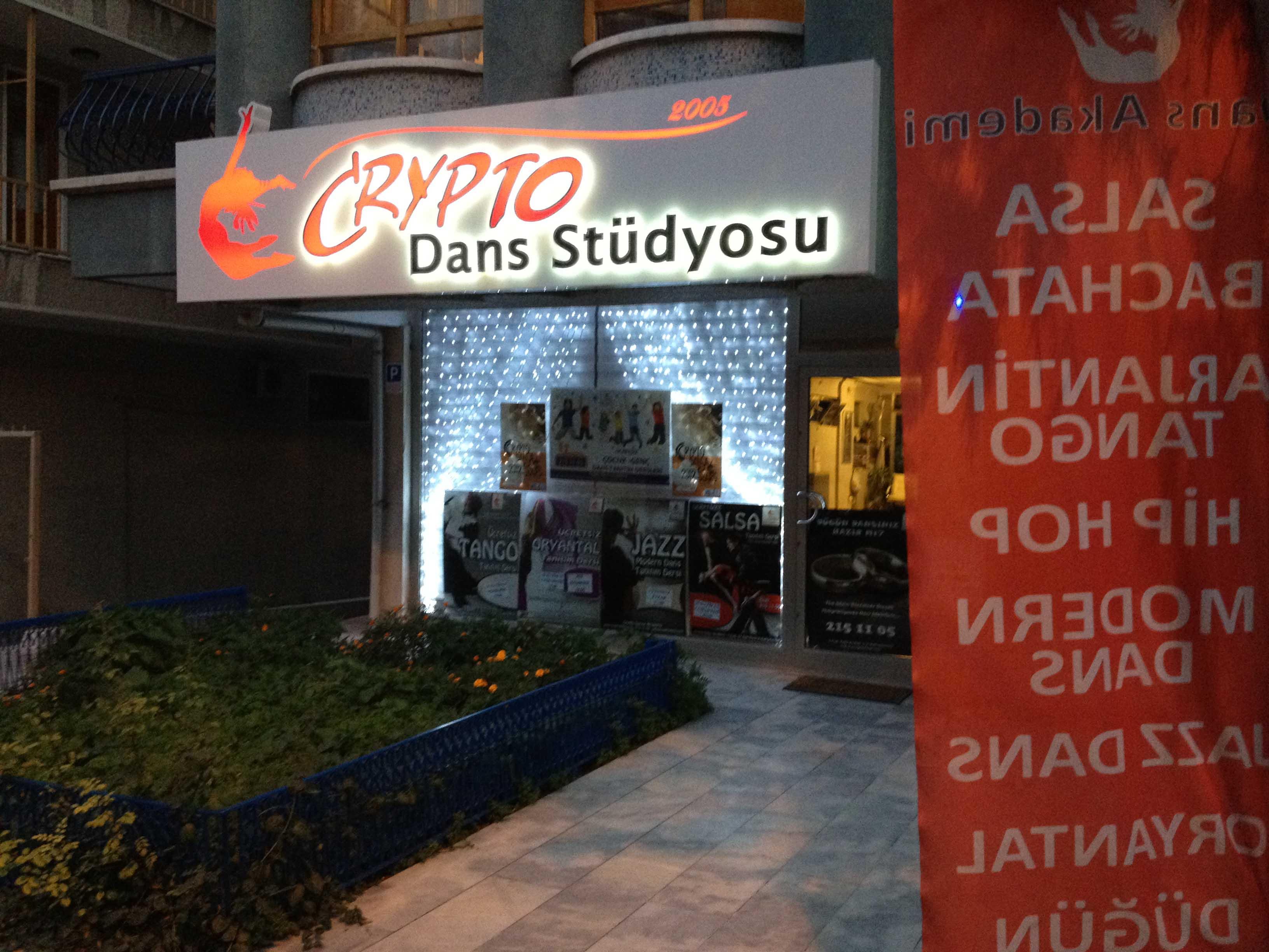 Crypto Dans Stüdyosu - Dans Gecesi
