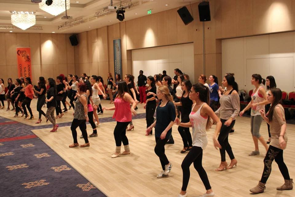 Crypto Dans Stüdyosu - Dans Gecesi - 2. Fotoğraf