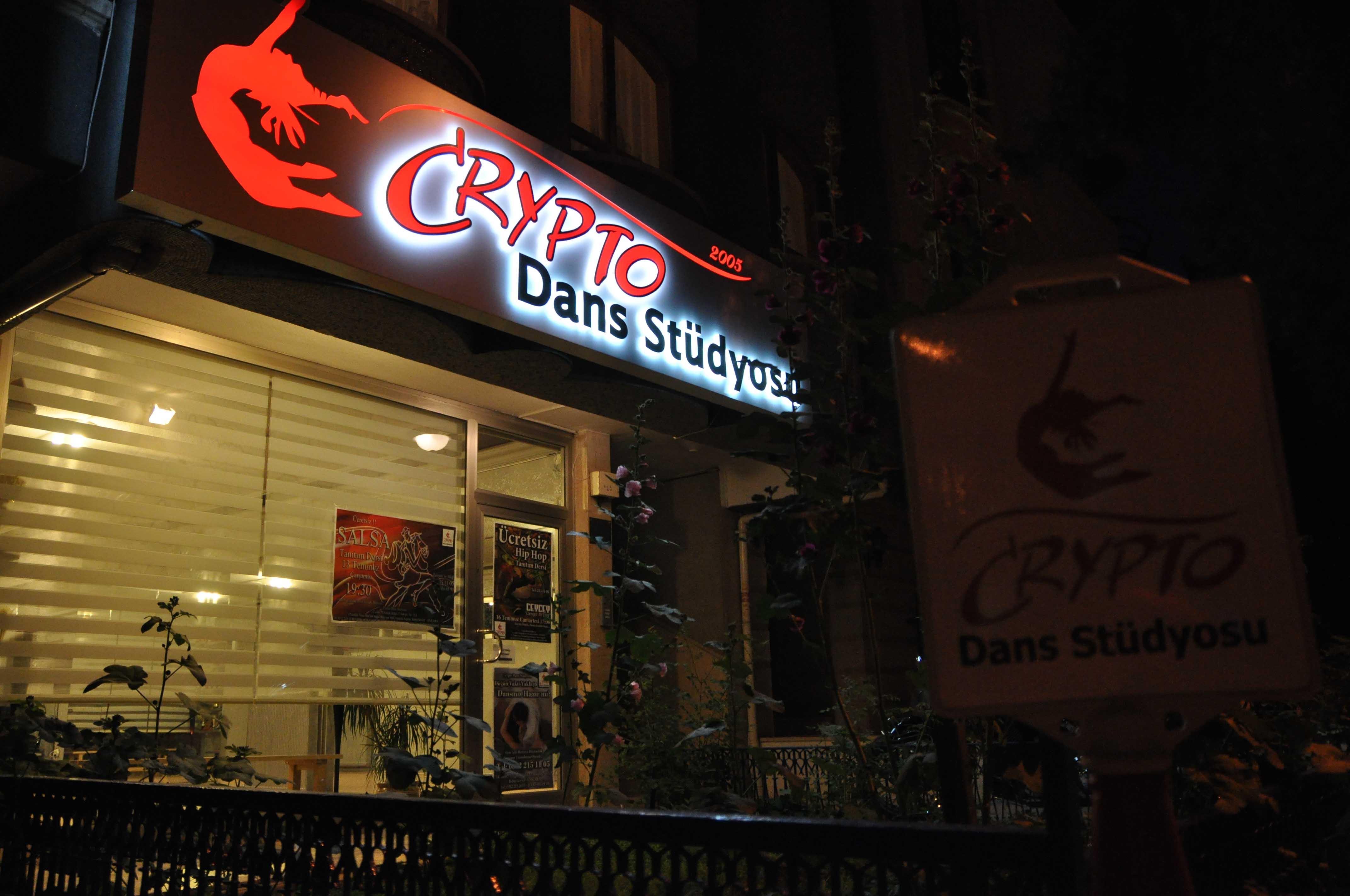 Crypto Dans Stüdyosu - Dans Gecesi