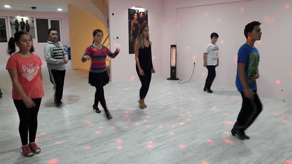 Emir Kaya Dans Okulu - Dans Gecesi - 52. Fotoğraf Emir Kaya Dans Okulu - Dans Gecesi - 52. Fotoğraf