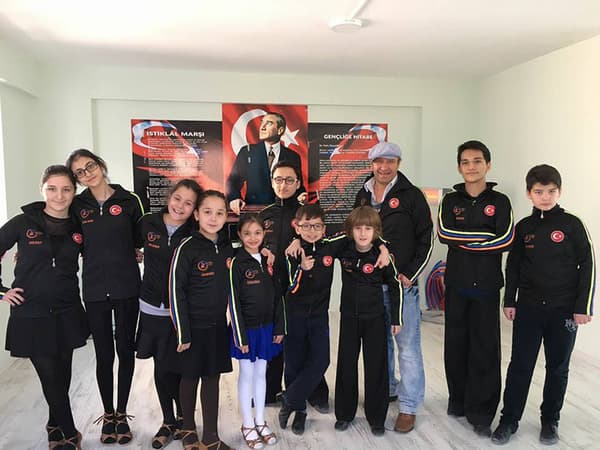 Emir Kaya Dans Okulu - Dans Gecesi - 43. Fotoğraf Emir Kaya Dans Okulu - Dans Gecesi - 43. Fotoğraf