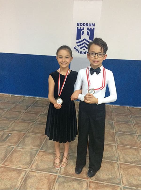 Emir Kaya Dans Okulu - Dans Gecesi - 14. Fotoğraf Emir Kaya Dans Okulu - Dans Gecesi - 14. Fotoğraf